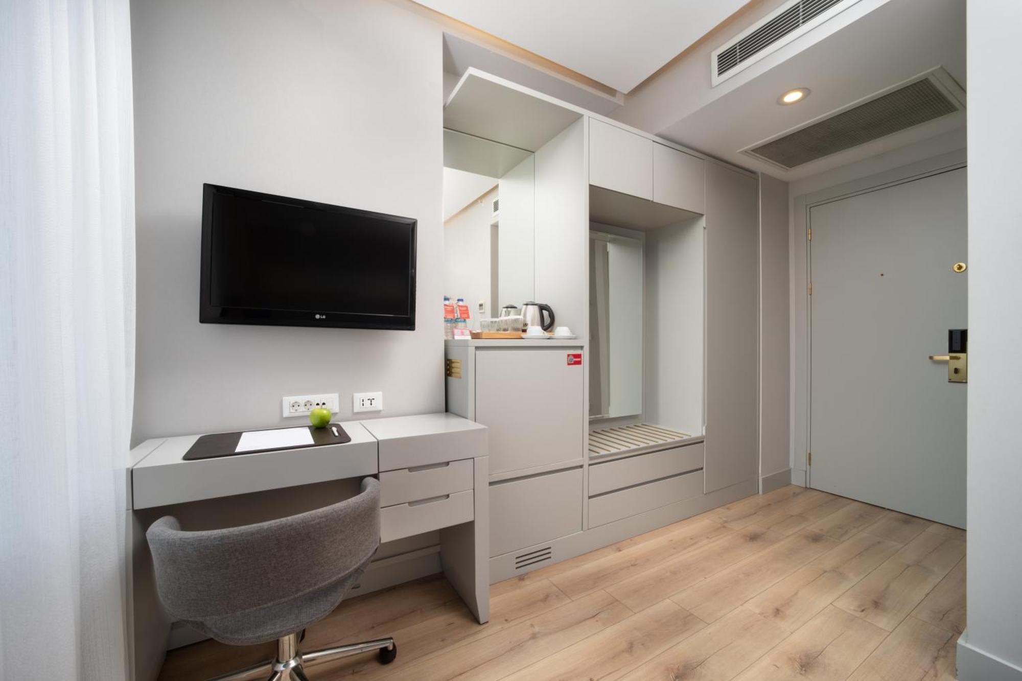 Ramada Plaza By Wyndham Atakoy 5* İstanbul