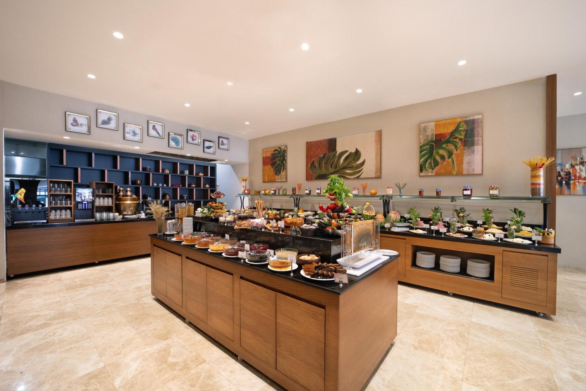 Ramada Plaza By Wyndham Atakoy 5* Istanbul